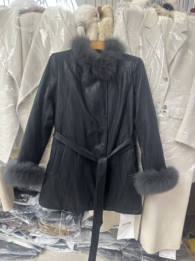 SY韩系新款时尚高品质狐狸毛领皮衣加羽绒保暖外套大衣带腰带女