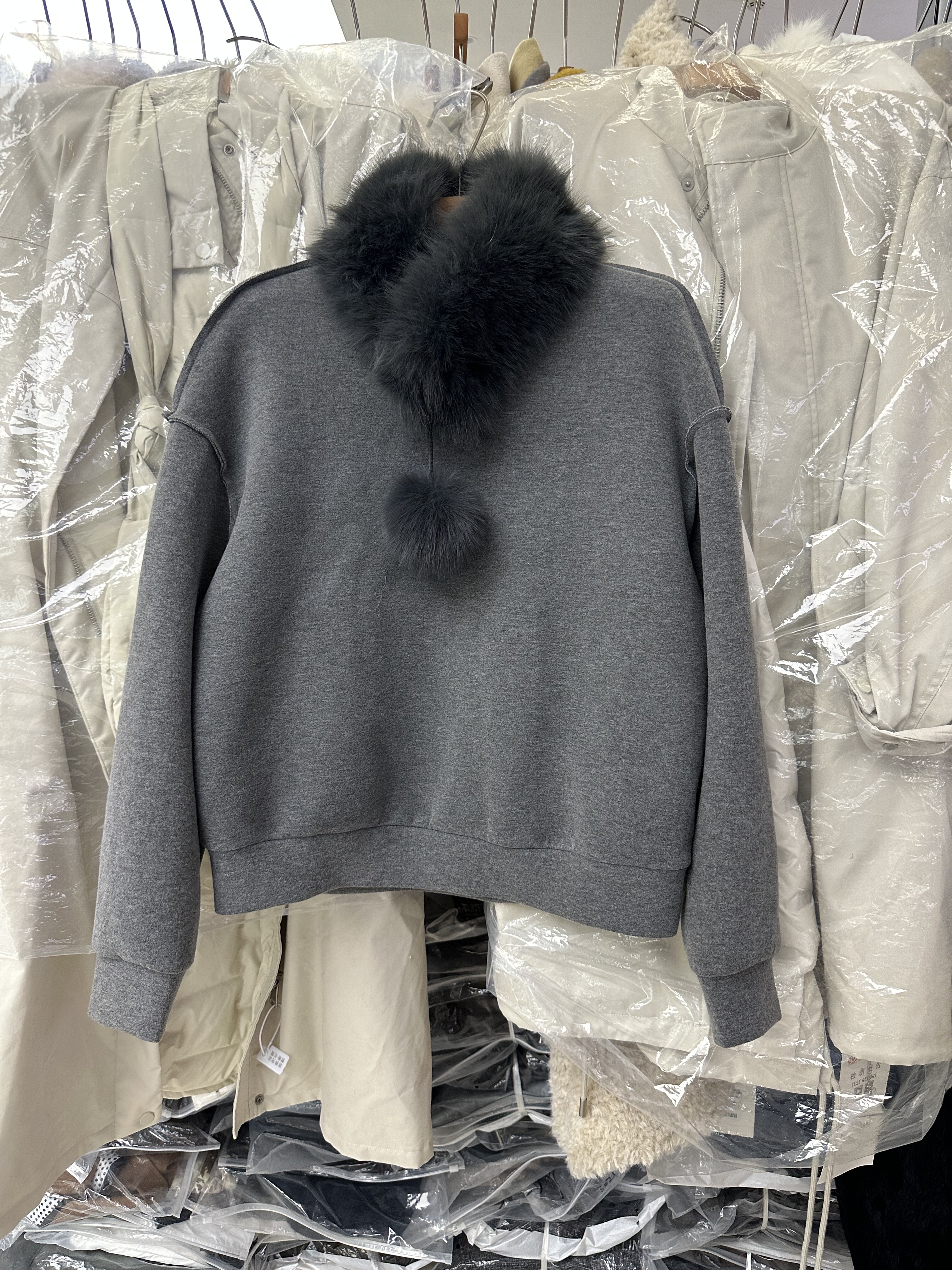 SY韩系新款时尚精致宽松休闲加厚保暖圆领卫衣加毛毛围脖打底上衣