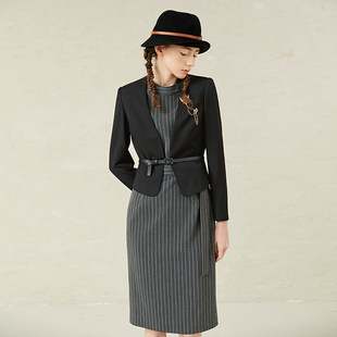 条纹西装 修身 套裙D221EA301 正式 Famecoco折扣店气质职业制服套装