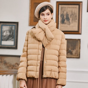 Famecoco折扣店围巾领宽松短款羽绒服文艺肌理感面包服FAB8AJ041