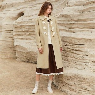 Famecoco范可儿学院风娃娃领牛角扣大衣长款 毛呢外套FAB8AQ005