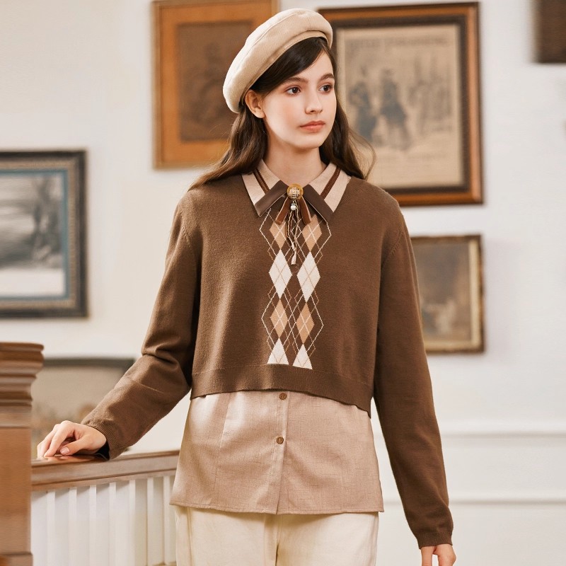 菱格纹套头毛衫宽松短款针织衫