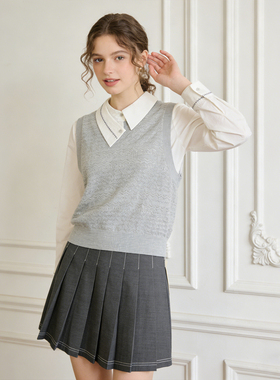 Famecoco折扣店复古文艺镂空针织马甲百搭套头背心叠穿F225CA020