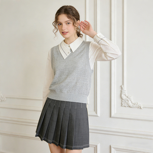 Famecoco折扣店复古文艺镂空针织马甲百搭套头背心叠穿F225CA020