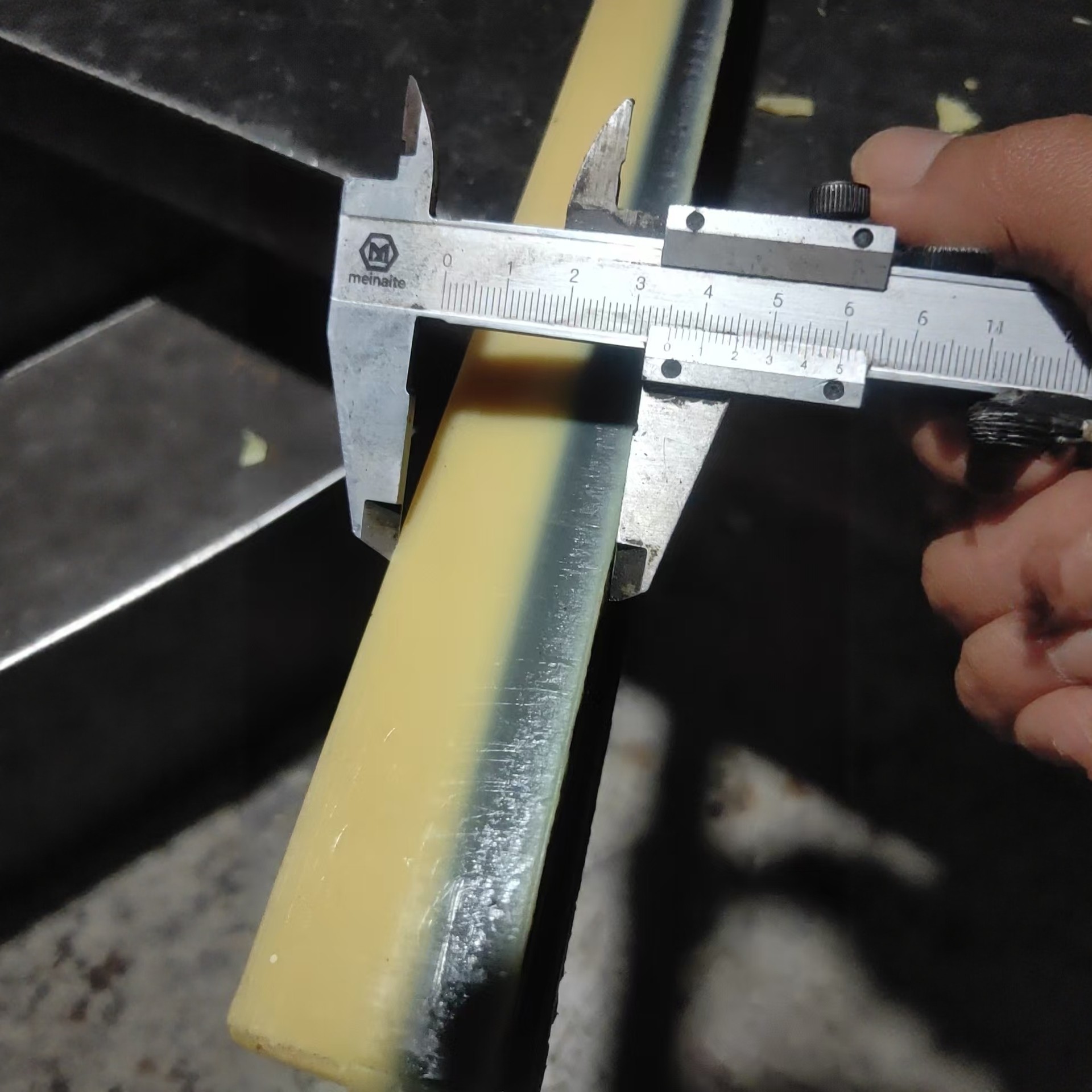 牵引机履带橡胶块pvc管材挤出机牵引块塑机配件卡槽胶块,五金/工具,挤出机,淘宝优惠券,粉丝福利购,淘宝优惠卷