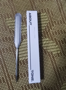 韩国ABOUT-TONE粉底液铲 专业粉底刷，不锈钢材质轻薄易铺不吃粉