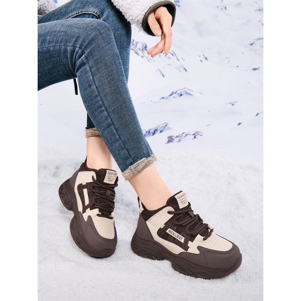 真皮老爹鞋单鞋2025年冬季加绒新款百搭超火减震舒适休闲鞋旅游鞋