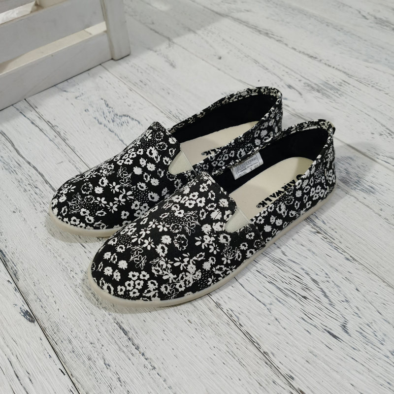 外贸原单平跟套脚软底大码女鞋