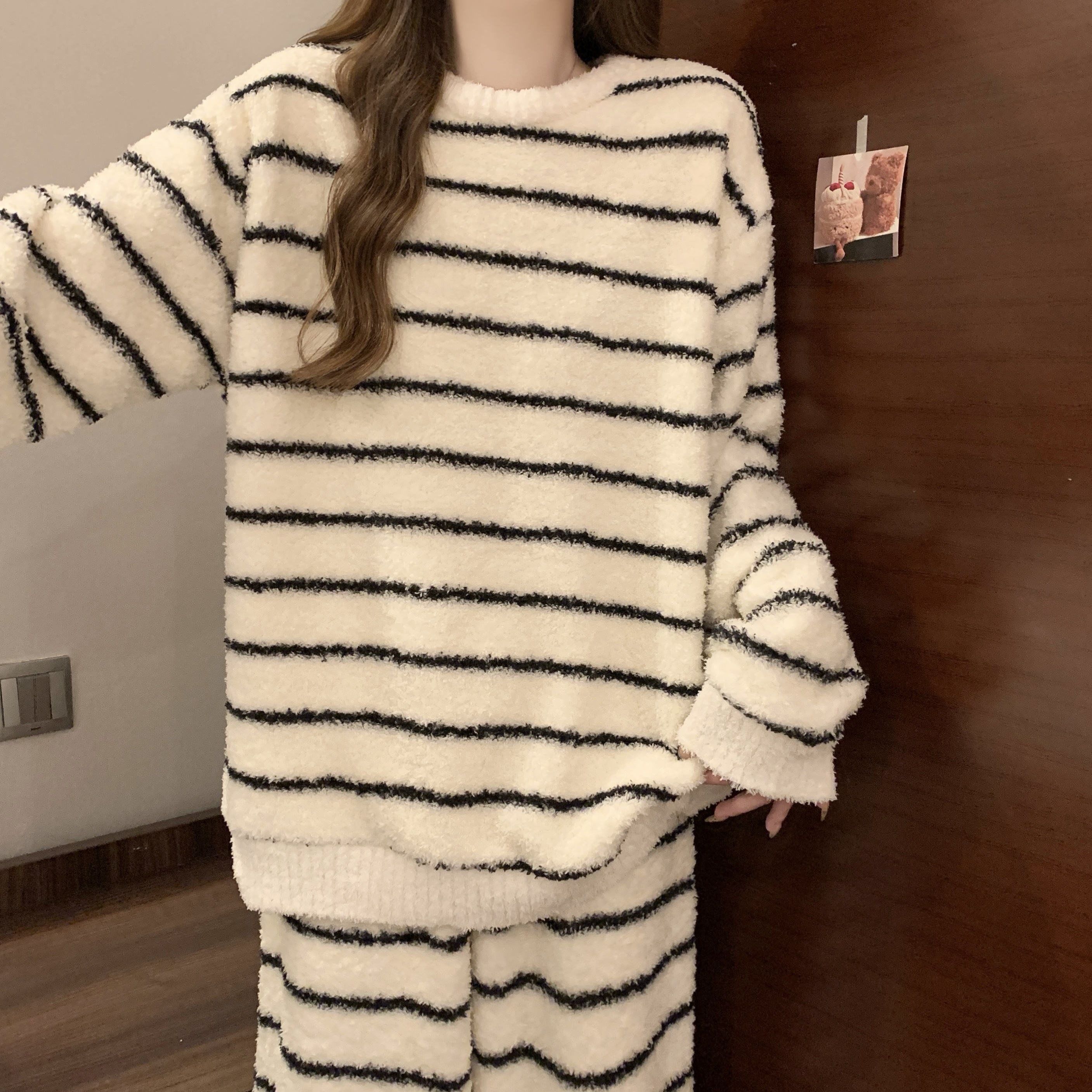 2025年半边绒冬季新款珊瑚绒睡衣