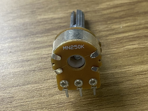 台产 16型双联平衡电位器 MN250K MN100K带中点中间归零 25MM花柄