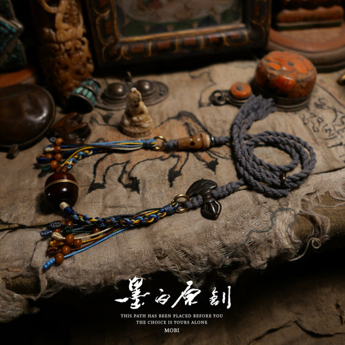 藏传老灵骨汉堡珠颈链