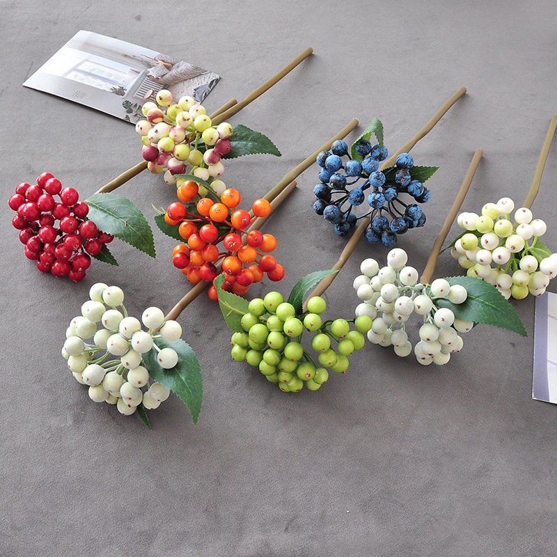 ins仿真浆果红果蓝莓假果子带叶拍摄道具家居摆件diy配件花束装饰