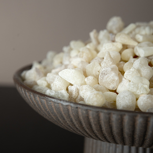 阿曼小粒白乳香纯净无杂质强烈薄荷凉感 超越绿乳的存在 强烈推荐