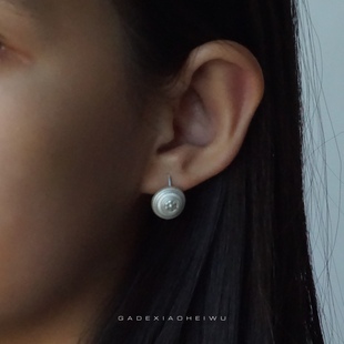 呷的小黑屋纯银耳环耳扣990银小众百搭时尚精致手工凉山彝族耳环