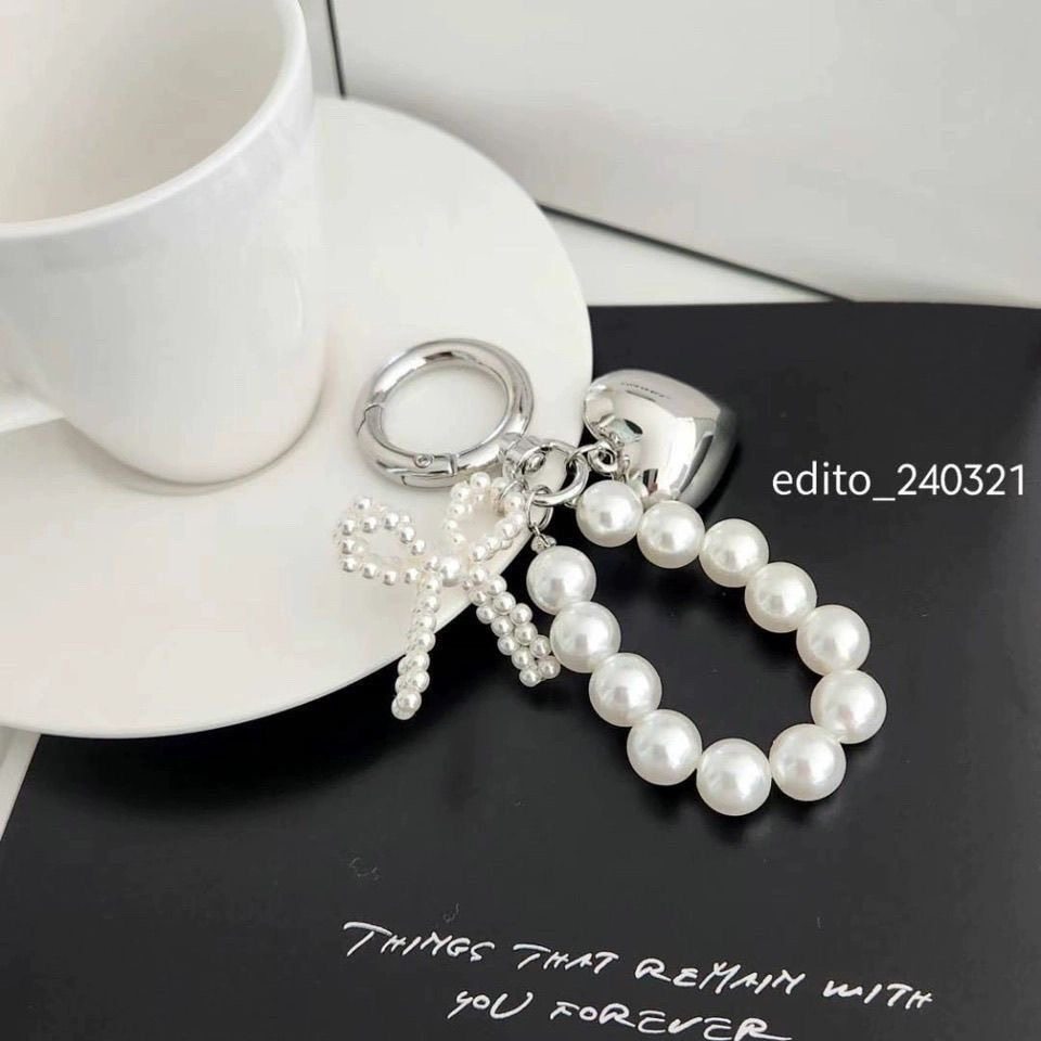韩系chic新款甜美珍珠蝴蝶结爱心吊坠钥匙扣AirPods挂件手机,3C数码配件,手机挂件/手机链,淘宝优惠券,粉丝福利购,淘宝优惠卷