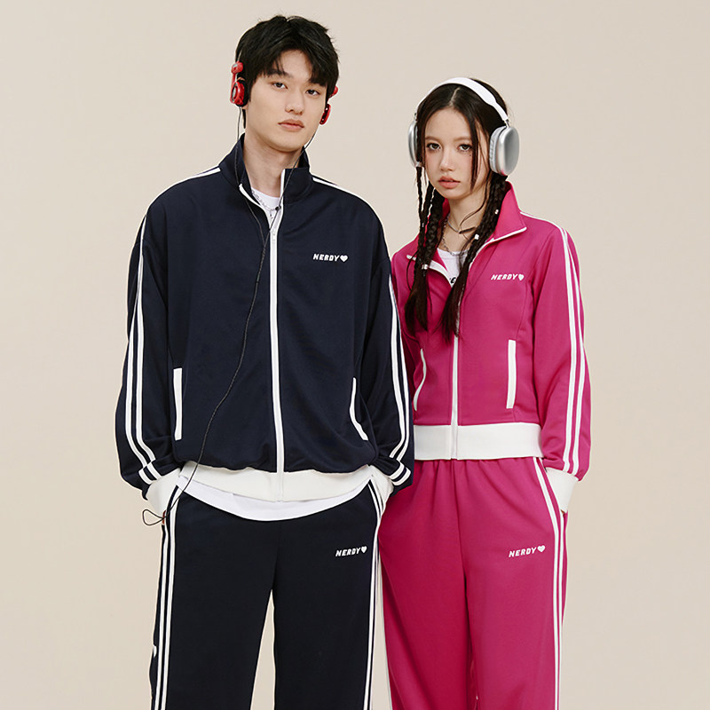 nerdy2023春秋新款外套休闲运动服情侣套装爱心双杠裤子潮牌男女
