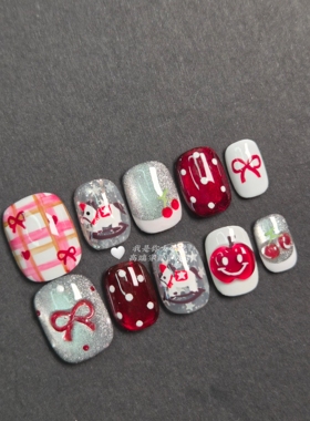 可爱小马穿戴甲手绘原创卡通新年纯手工可拆卸美甲贴显白猫眼红色