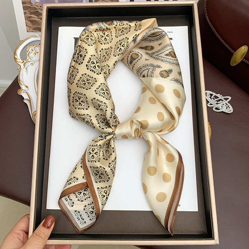 波点腰果真丝方巾女丝巾100%桑蚕丝百搭气质围巾新款时尚领巾春秋,服饰配件/皮带/帽子/围巾,围巾/丝巾/披肩,淘宝优惠券,粉丝福利购,淘宝优惠卷