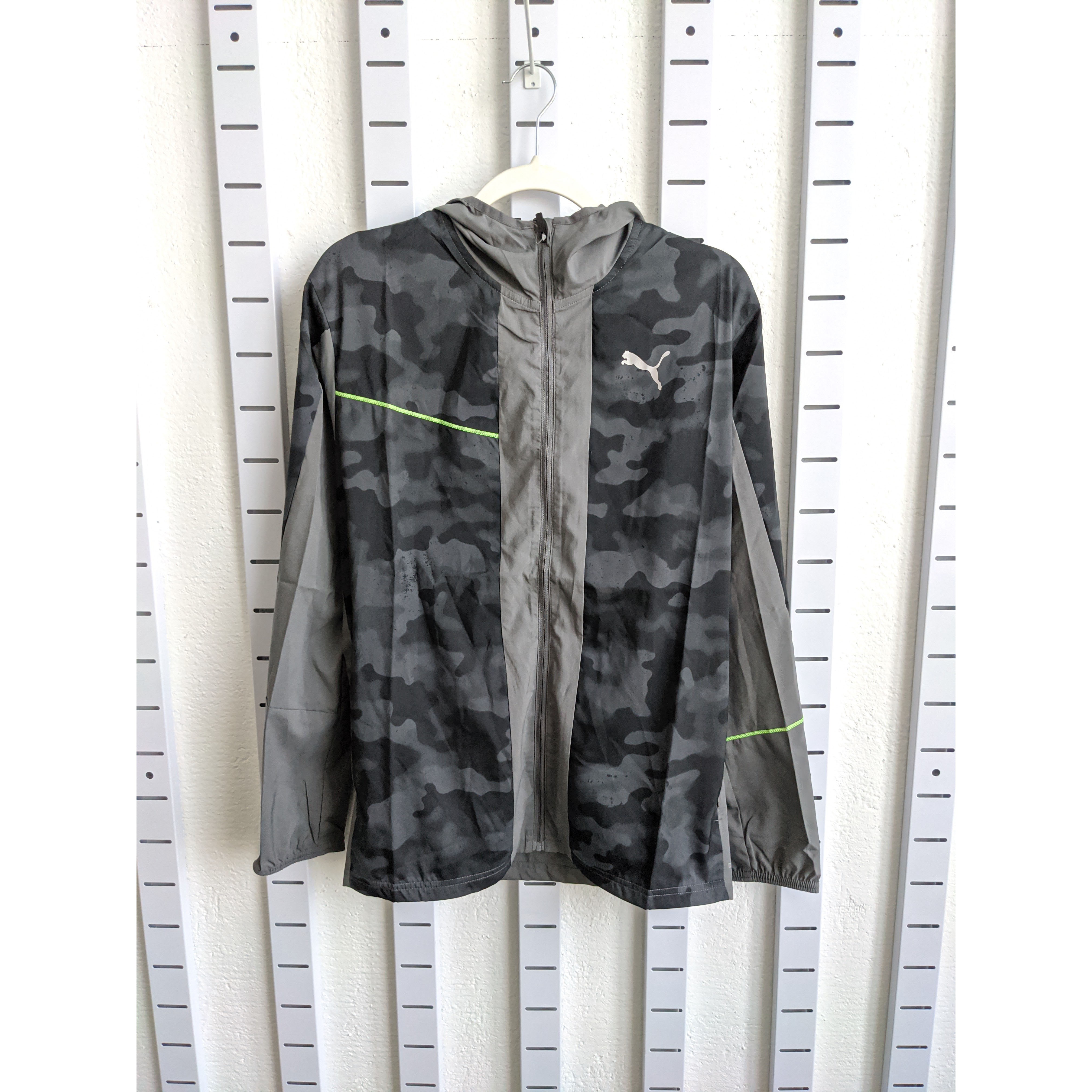 彪马 Puma Graphic Hooded 男跑步外套皮肤衣 520859-88员工内买.