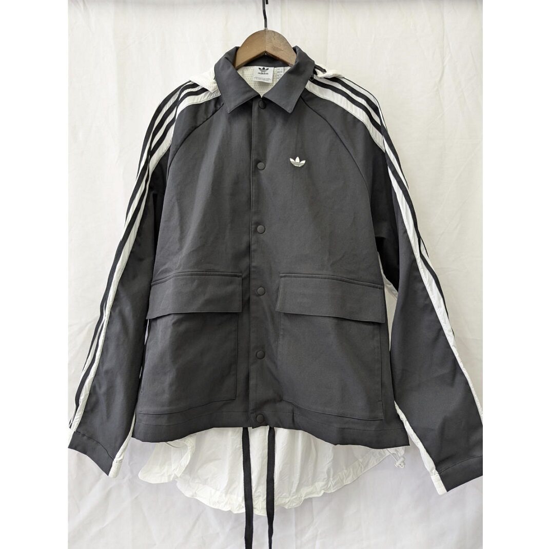正品 adidas Originals R3CD Windbreaker 男子黑白双面外套 孤品