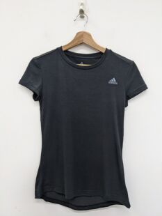 运动T恤 女子休闲透气速干圆领短袖 CF3936 运动表现系列 阿迪达斯
