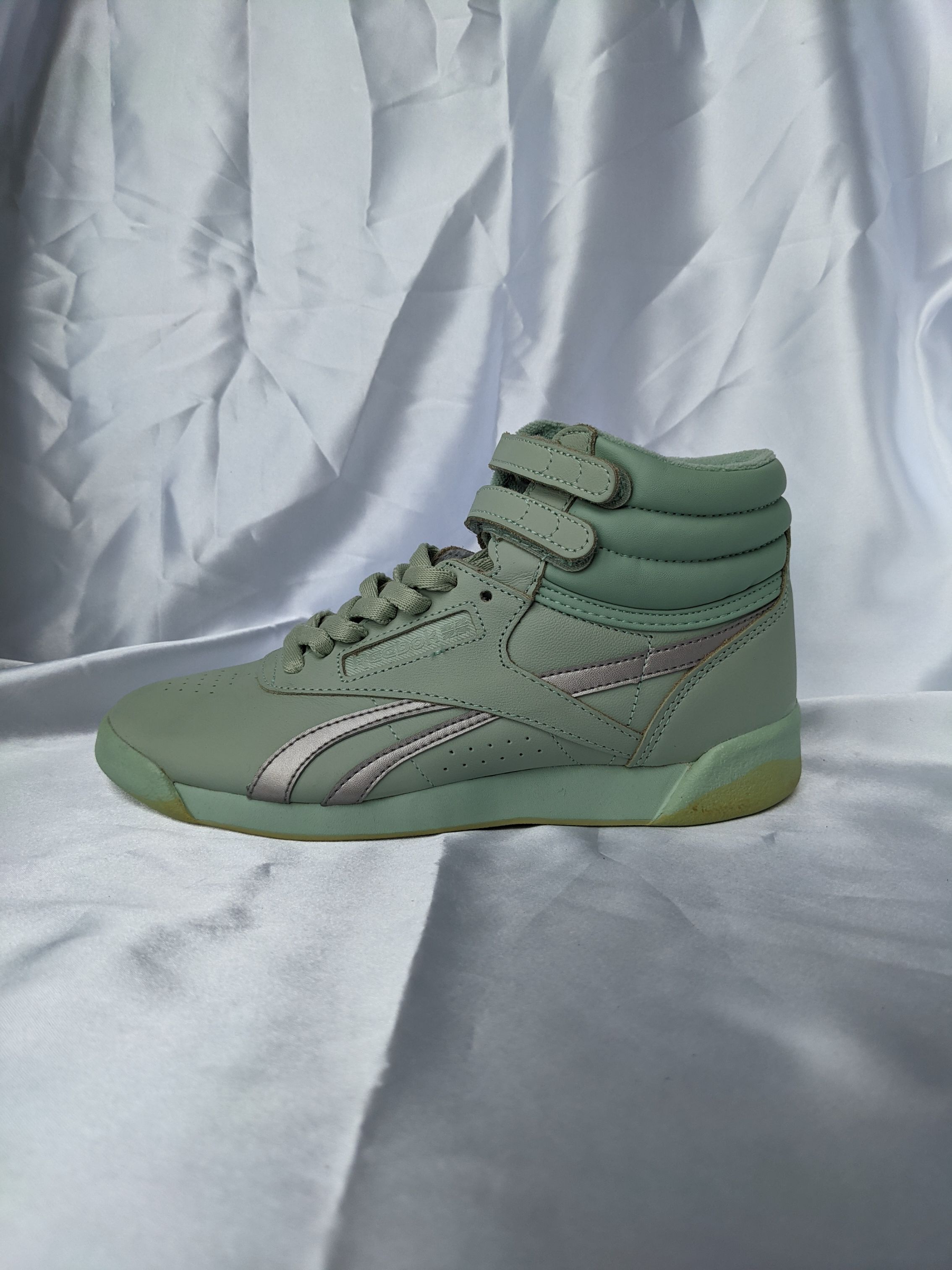 锐步 Reebok Freestyle Hi Verde Tenis 女子高帮休闲鞋 BD1472