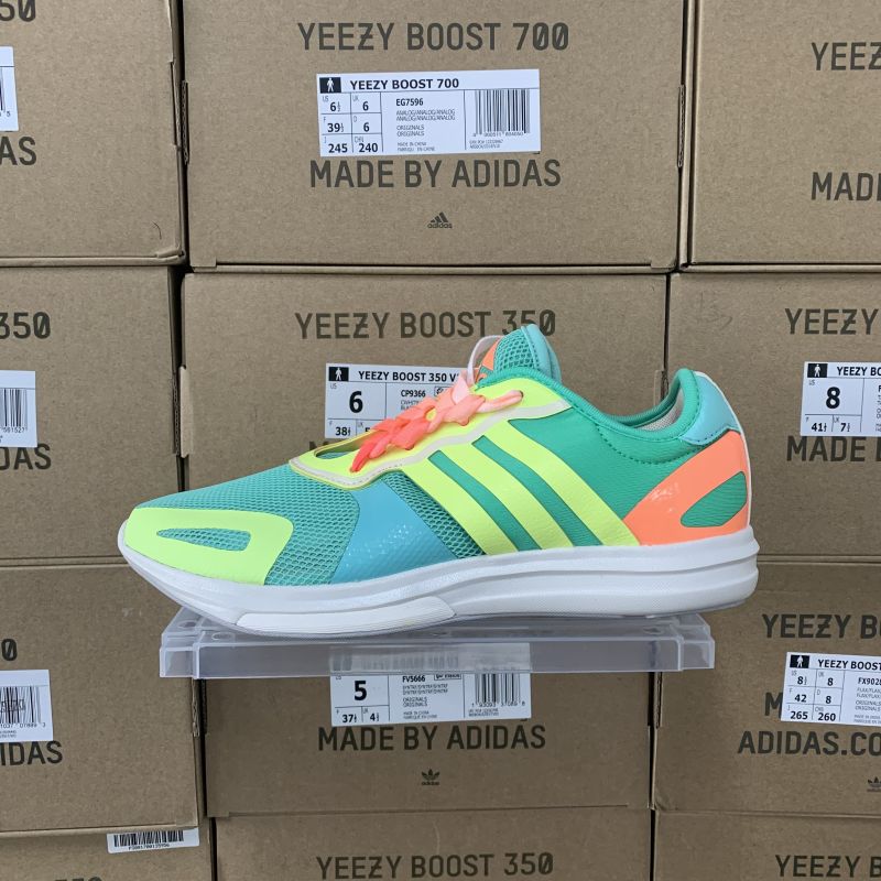 Adidas/阿迪达斯跑步鞋