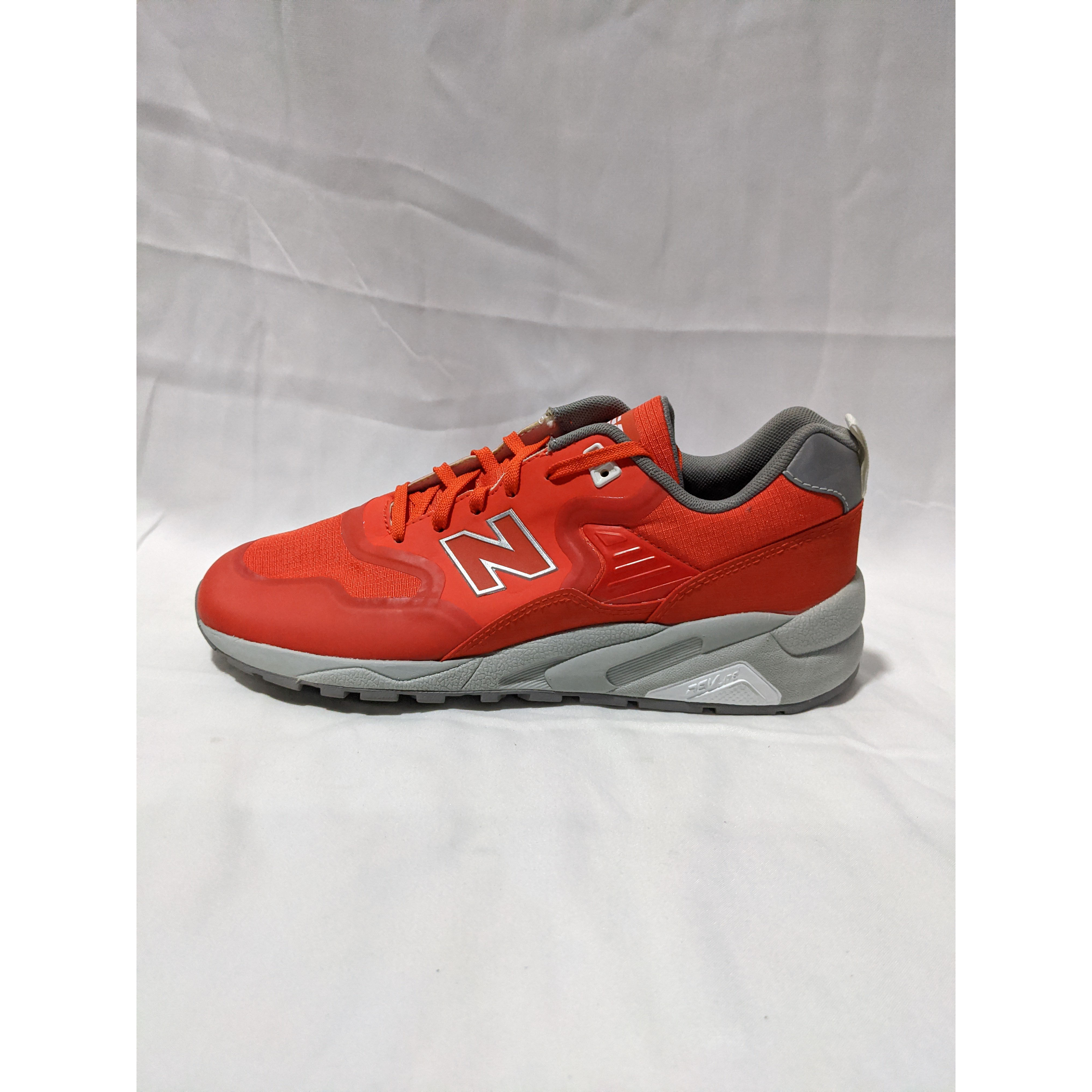 NEW BALANCE 男子复古休闲鞋慢跑鞋 MRT580TR