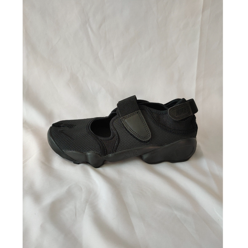 NikeAirRift女黑武士分趾忍者