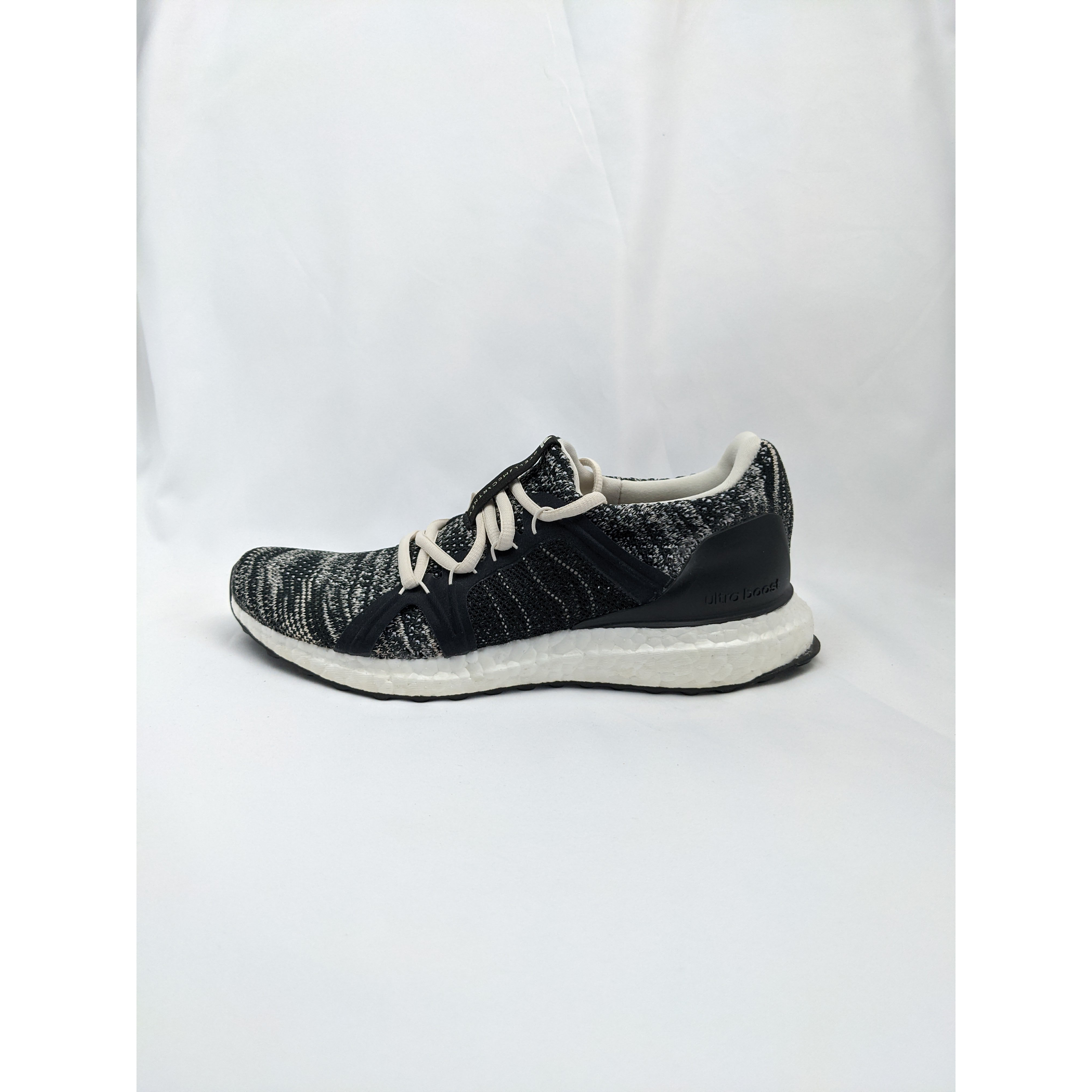 三方联名 Stella McCartney x UltraBoost x Parley 女子跑步鞋