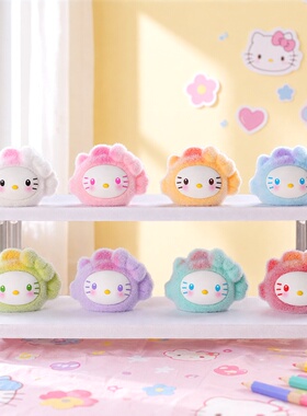 可爱治愈锦鲤HelloKitty手办