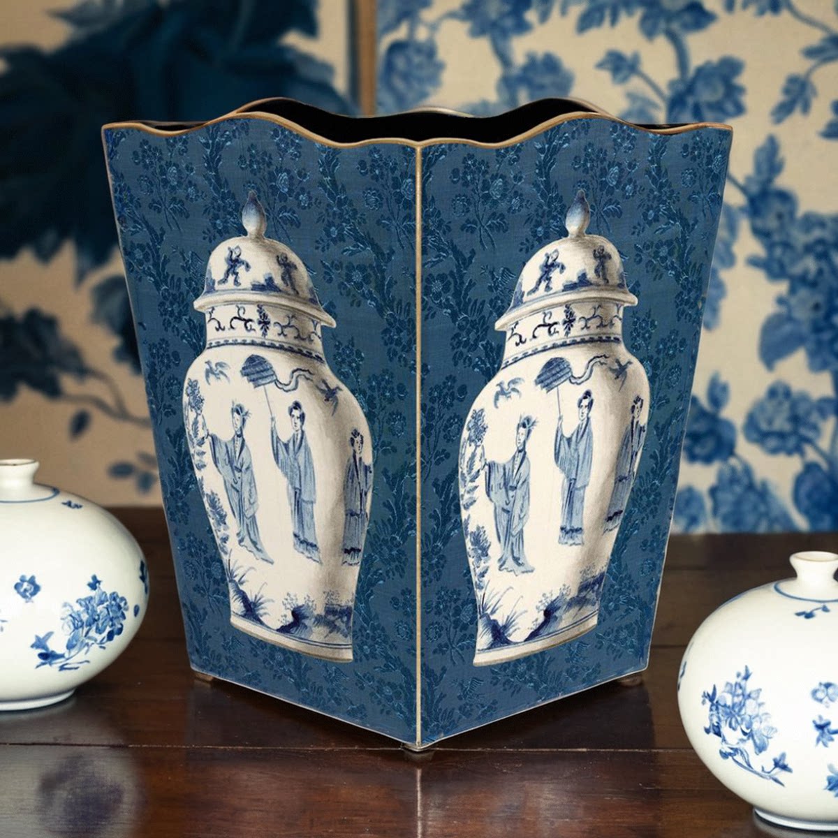 现 纽约下城公园进口东方风蓝底赏花姜汁罐木质垃圾桶纸巾盒