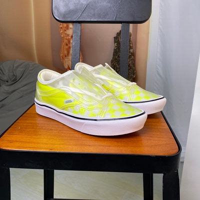 VANSComfycush超轻一脚蹬板鞋