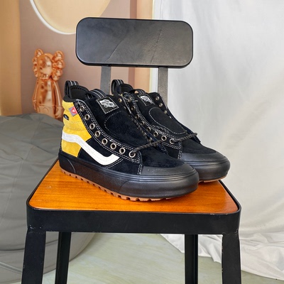 VANS范斯防水加绒户外板鞋