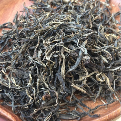 2018年 犀牛塘古树核心地块生散茶 10克 普洱生茶