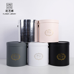 新年春节新款抱抱桶小号圆形鲜花装束饰气球花盒草莓熊大号插花桶