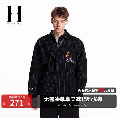 宽松版型；摁扣门襟；单侧立体刺绣图案；