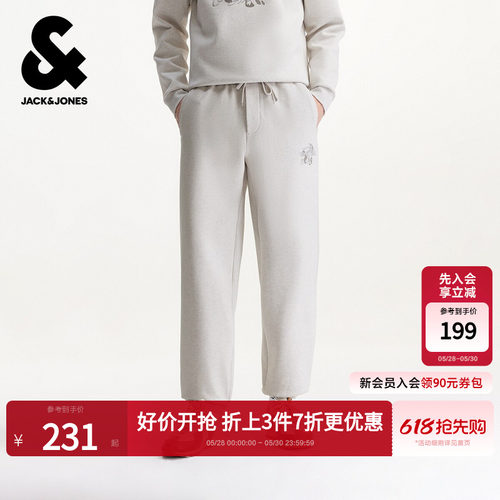 宽松版型；抽绳弹力松紧腰头；两侧插袋