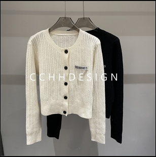 2025冬季 显瘦针织衫 新款 洋气圆领纯色百搭简约修身 时尚 欧洲站女装