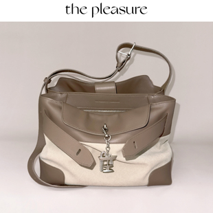 the pleasure新款喷泉包32牛皮拼接大容量百搭单肩斜挎包