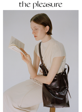 the pleasure平行托特包中号通勤油蜡牛皮简约斜挎大容量电脑包