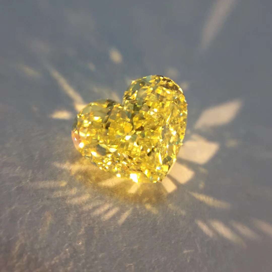1.01 Carat heart-shaped Yellow diamond Color diamond fancy intense yellow Genuine diamond ringin the Jewelry/Diamond/Jade/Gold , Diamond Jewelry (New) , Other  category - from Buy2taobao.com to provide professional Taobao agent buy service