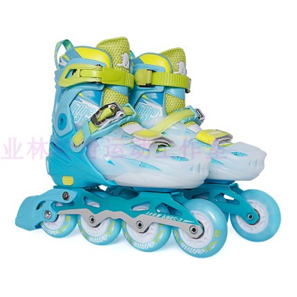 美洲狮儿童比赛花式轮滑鞋