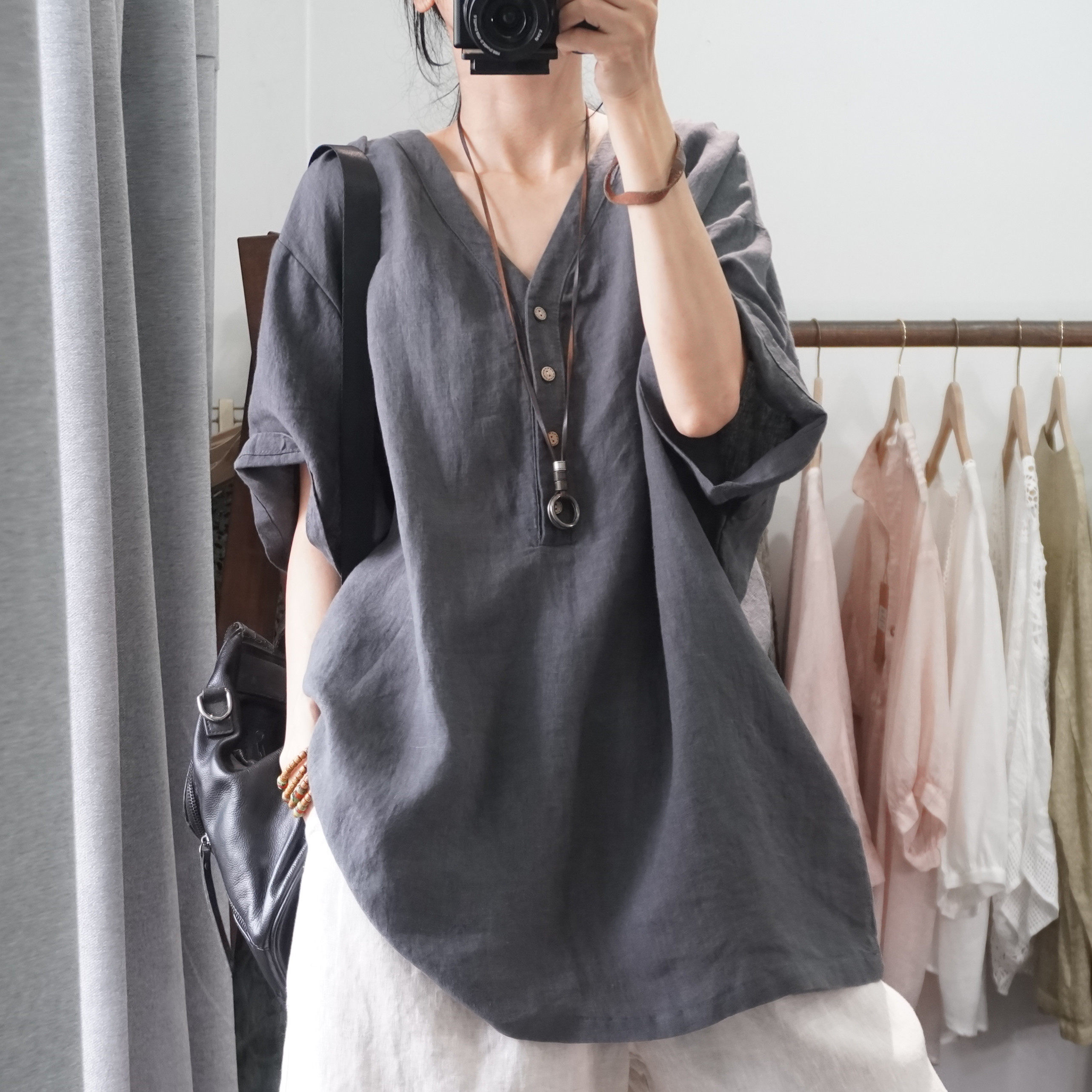 晨语 高品质纯亚麻衬衫V领大码宽松休闲衬衣半袖夏上衣女胖人韩版