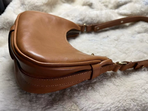 Кожаная кожа племя.