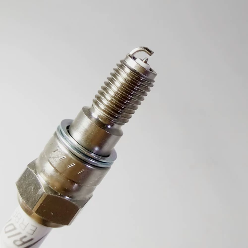 Honda VFR400 30 ПЕРИОД RVF400 35 ФАЗНА NGK 铱 铱 本 本 本 ER8EHIX ER9EHIX