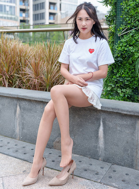 新版瑞士Fogal Catwalk 10D 超薄天鹅绒细腻粉嫩连裤丝袜 10140