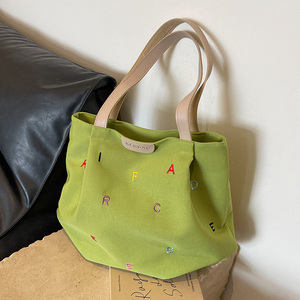 大容量帆布包包女2023新款潮刺绣字母手提袋小清新学生单肩托特包