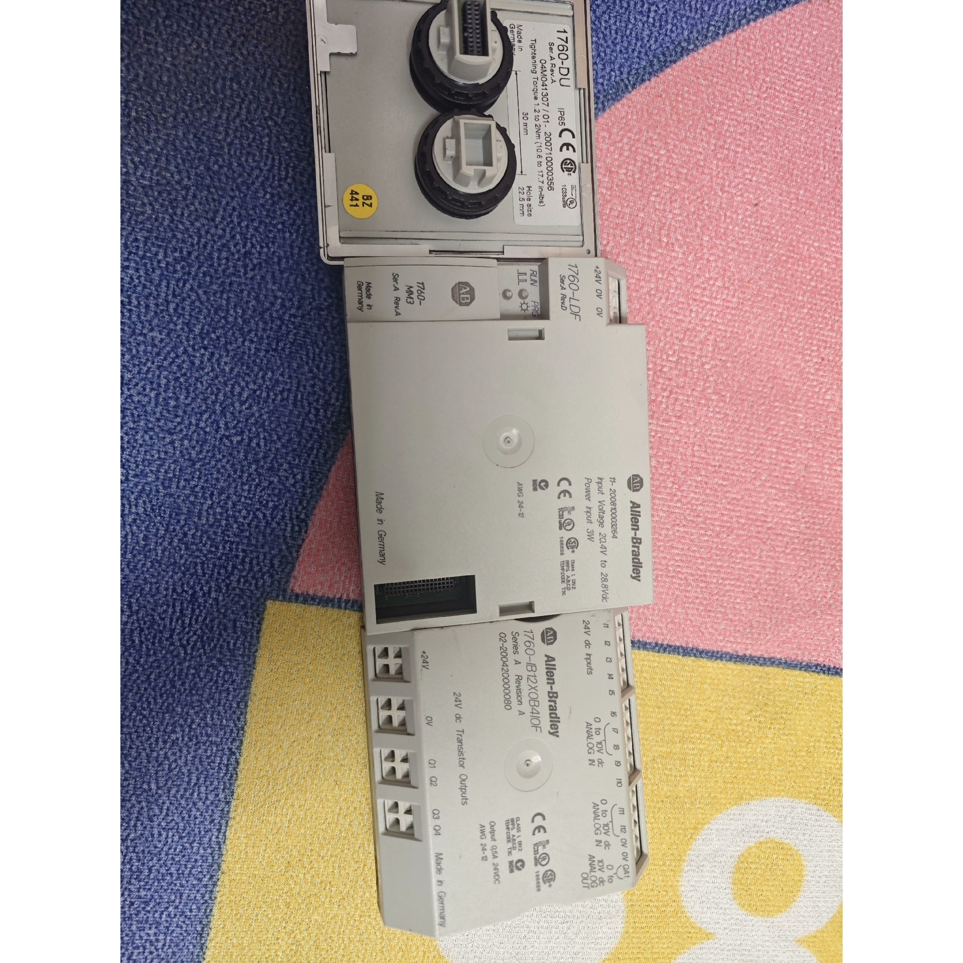 AB PLC一整套1760-LDF,1760-IB12X0B全新拍前请询价