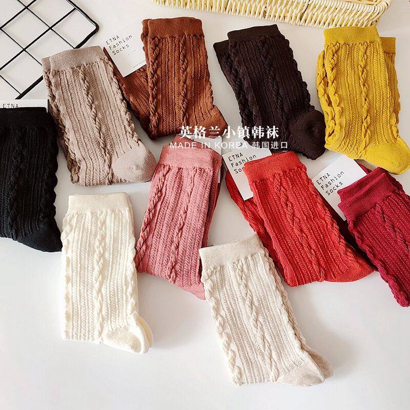 韩国东大门柔软麻花纯色中筒袜秋冬文艺女日系棉袜长潮ins黑白色